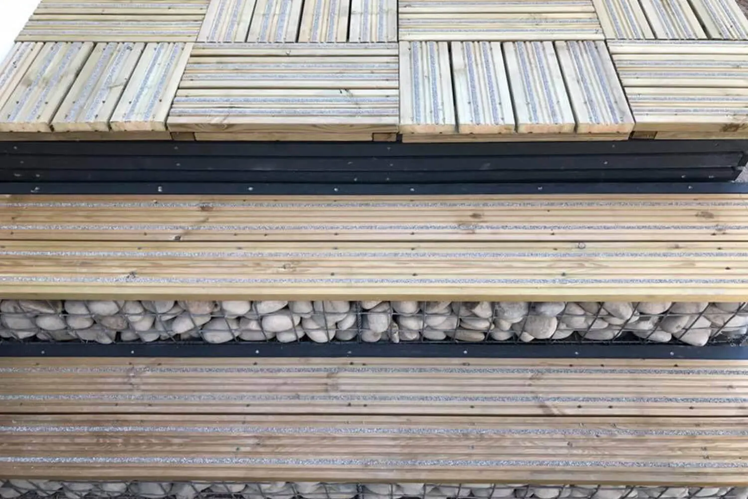 Anti-Slip Softwood Decking Tiles